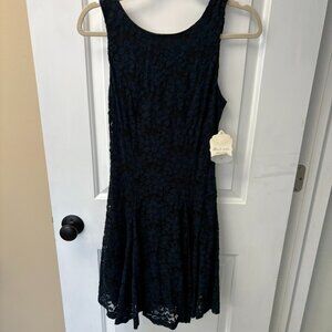 Navy & Black Lace midi-dress